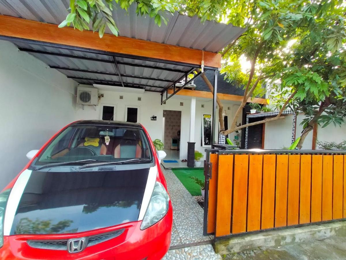Shifana Homestay Syariah 日惹 外观 照片