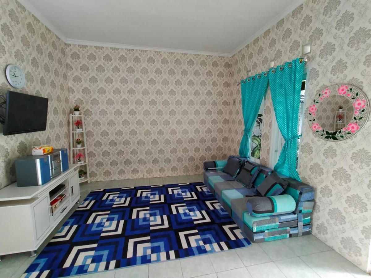 Shifana Homestay Syariah 日惹 外观 照片