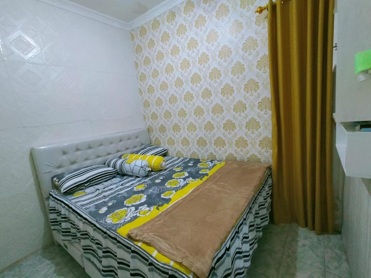 Shifana Homestay Syariah 日惹 外观 照片